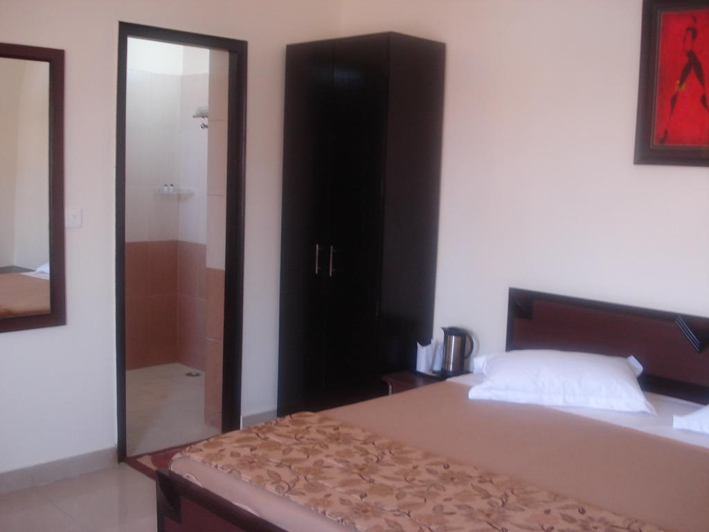 دهرادون Hotel Utsav المظهر الخارجي الصورة