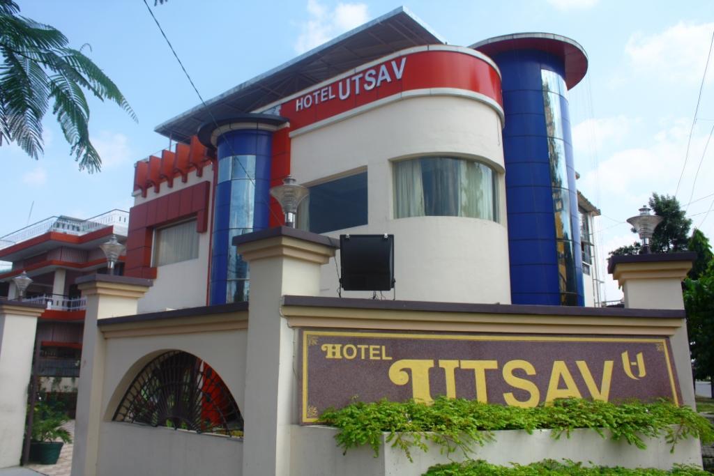 دهرادون Hotel Utsav المظهر الخارجي الصورة