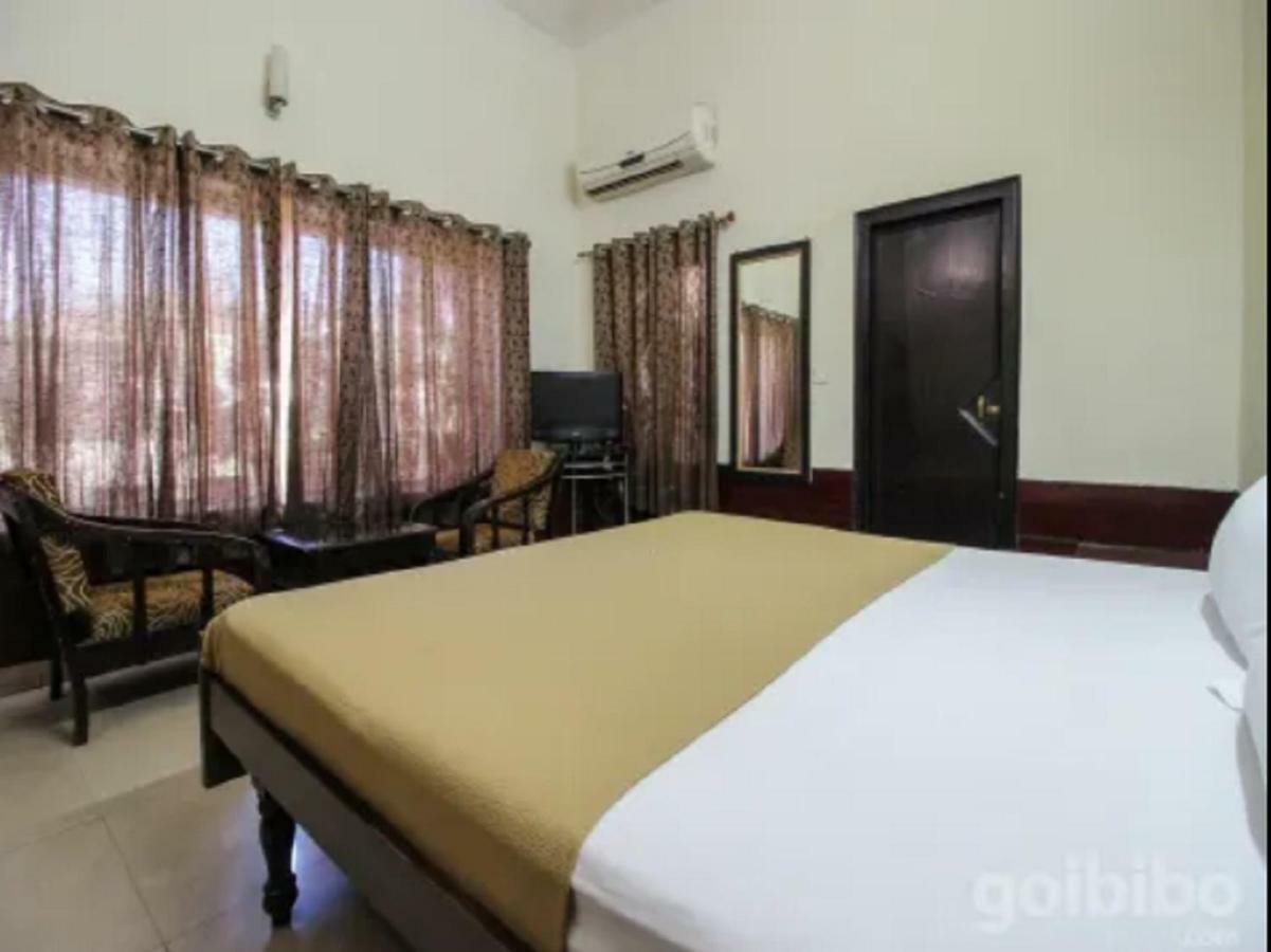 دهرادون Hotel Utsav المظهر الخارجي الصورة
